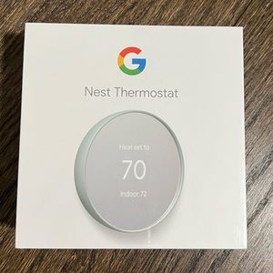 Google Nest Thermostat - NEW *FREE SHIPPING*